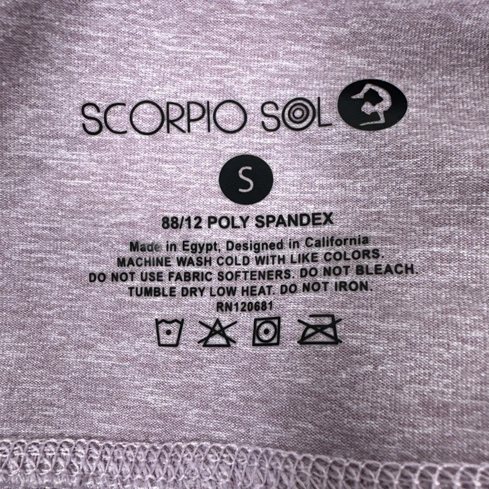 Scorpio Sol Capri Leggings Women's‎ Small Purple Activewear Cropped Stretch Gym
